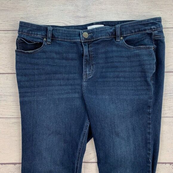 Lane Bryant sz 18 S High Rise Straight Flex Magic Waistband Inseam 27.5" - Picture 3 of 11